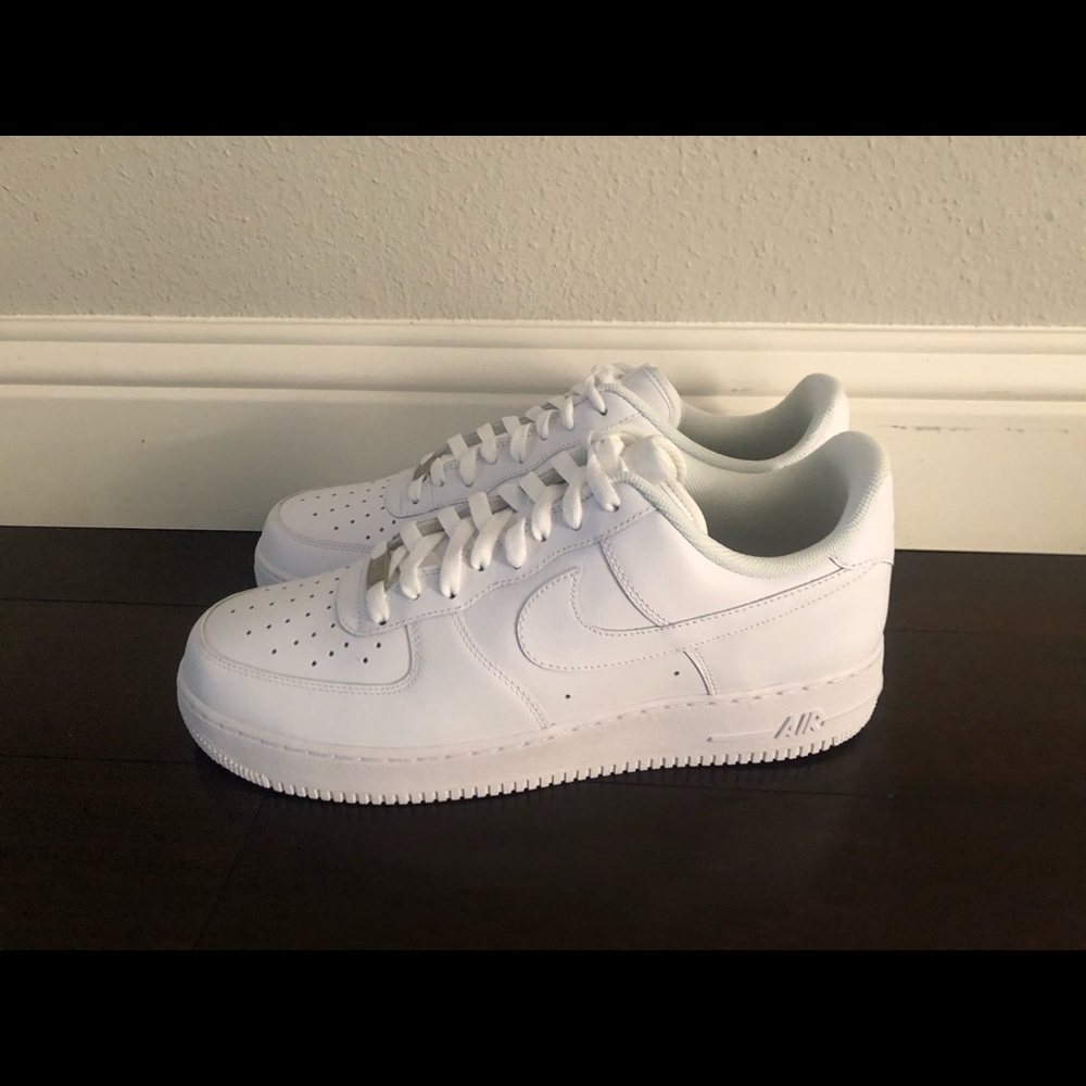Nike Air Force 1 (White)